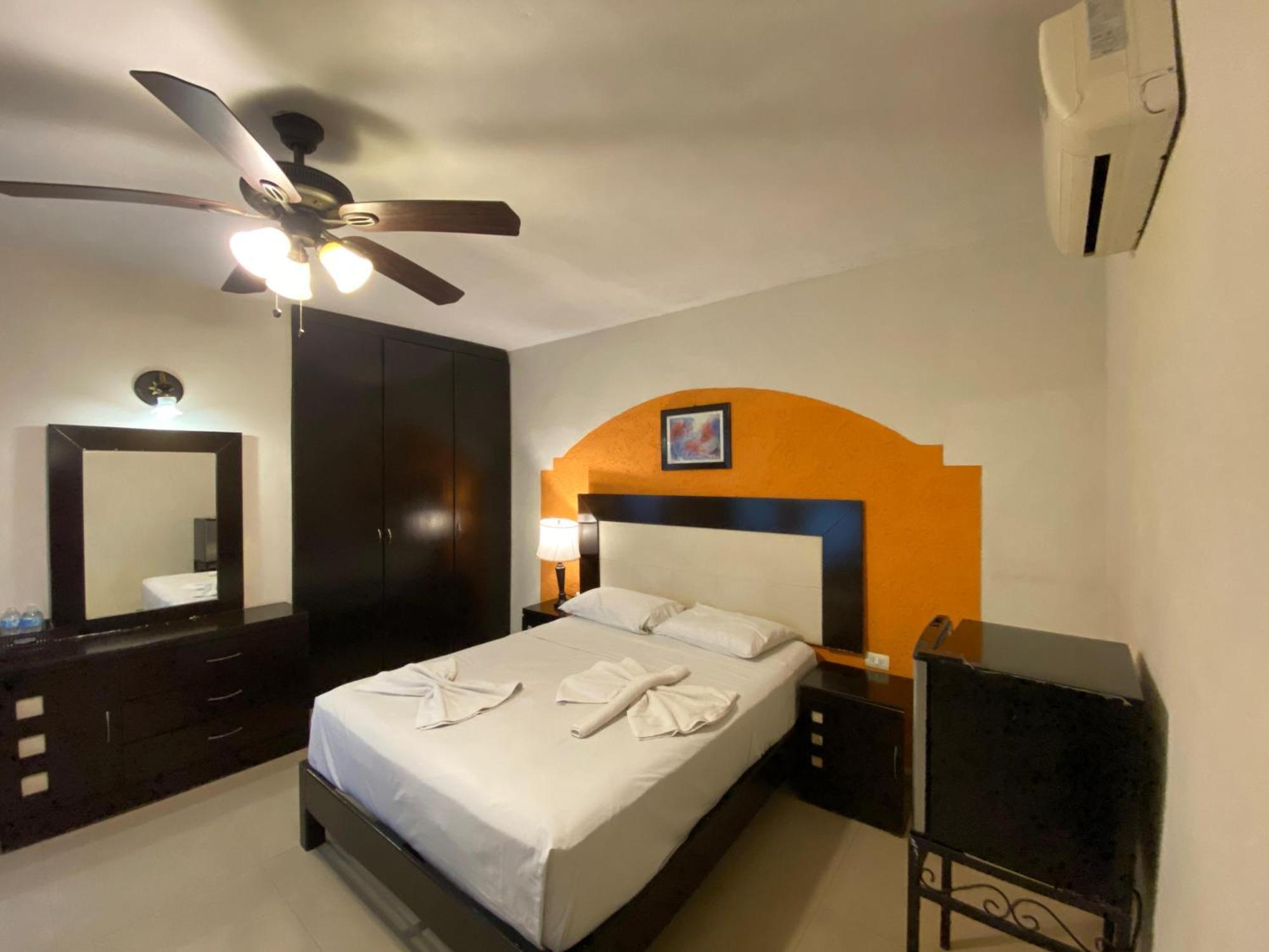 Hotel Quinta Marciala Mx Valladolid  Exteriör bild
