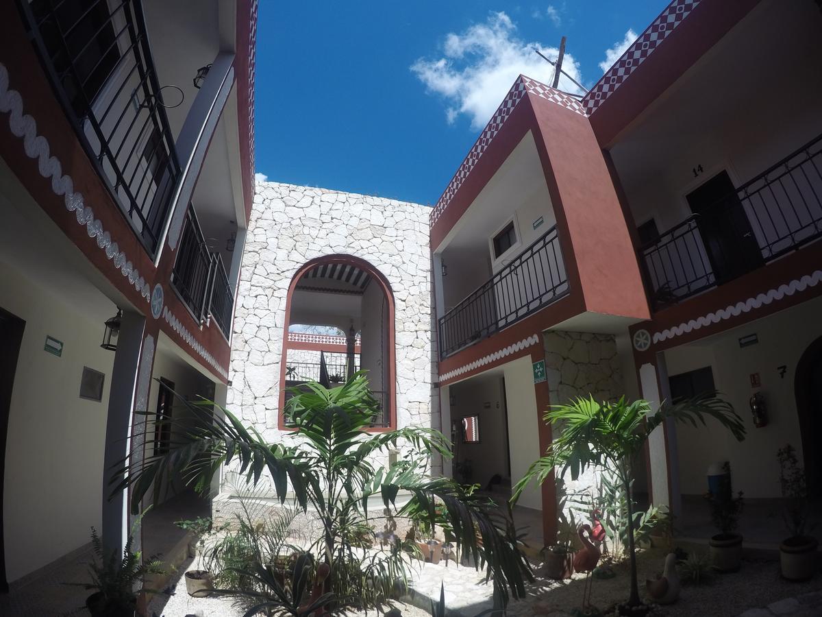 Hotel Quinta Marciala Mx Valladolid  Exteriör bild